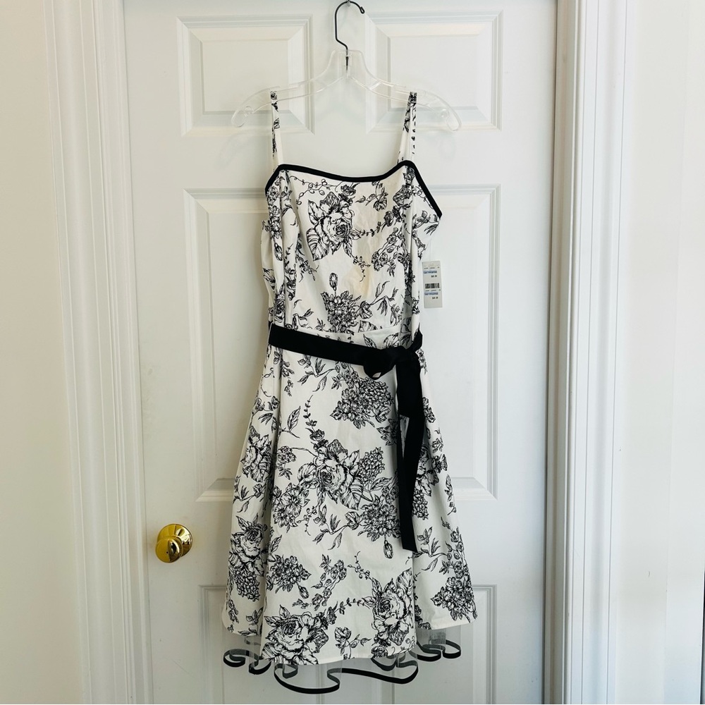 Floral White Sundress with Black Accents 2x Tulle Lined Black Sash
